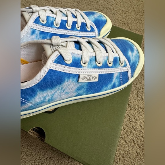 Keen Elsa lite sneaker 6.5 New with box - Picture 4 of 8